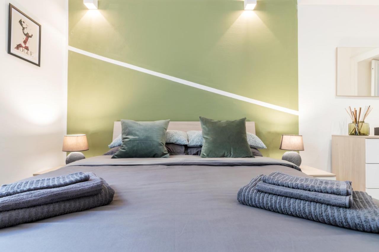Apartament Duomo-Navigli Charming And Modern With Fast Wifi Mediolan Zewnętrze zdjęcie