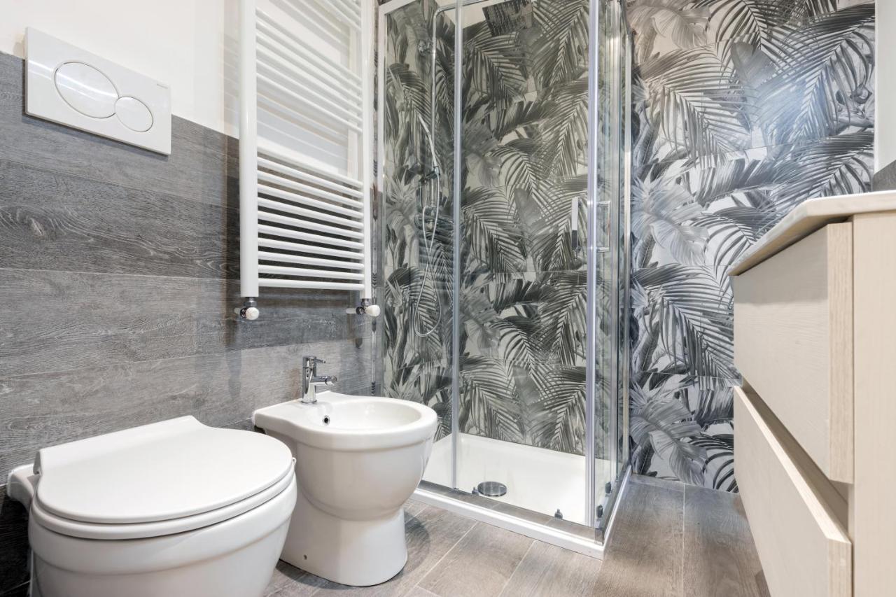 Apartament Duomo-Navigli Charming And Modern With Fast Wifi Mediolan Zewnętrze zdjęcie